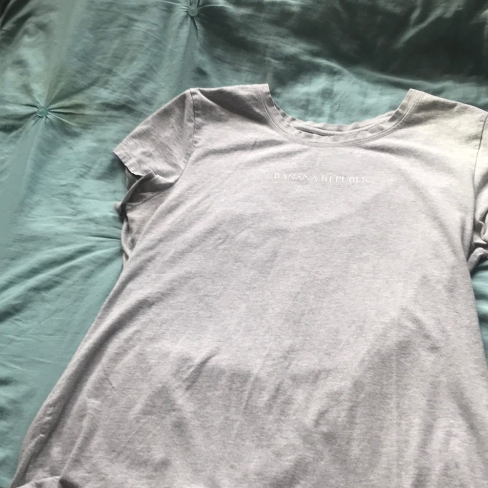 Banana republic tee